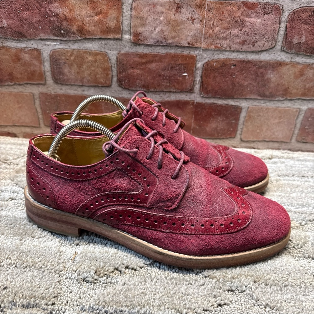 J Shoes Red Leather Wingtips, Women’s Size 9, Handcrafted Leather Soles, Brogues